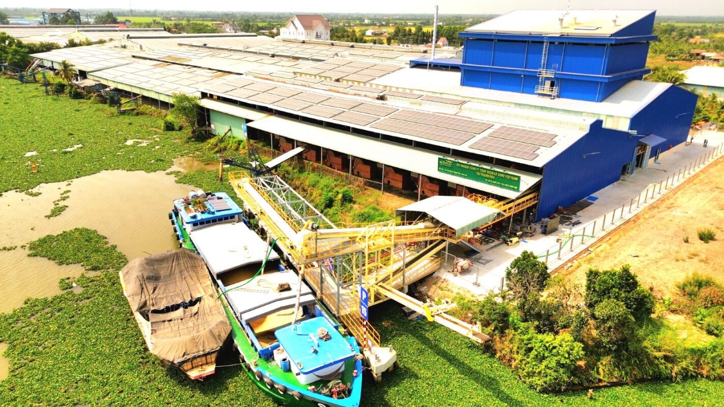 Đưa vào hoạt động Trung tâm thu mua cám gạo Thạnh Hoá, Long An.